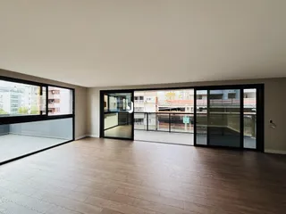Apartamento com 3 dormitórios, foto 2