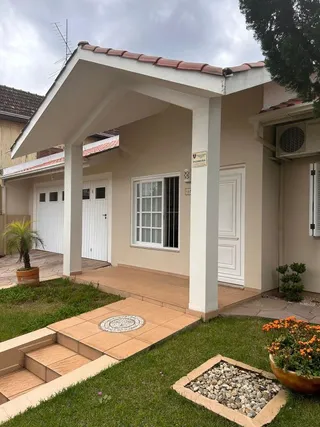 Casa com 3 dormitórios