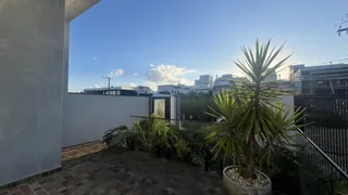 Casa com 3 dormitórios, foto 2