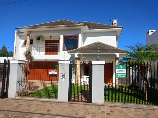 Casa com 3 dormitórios