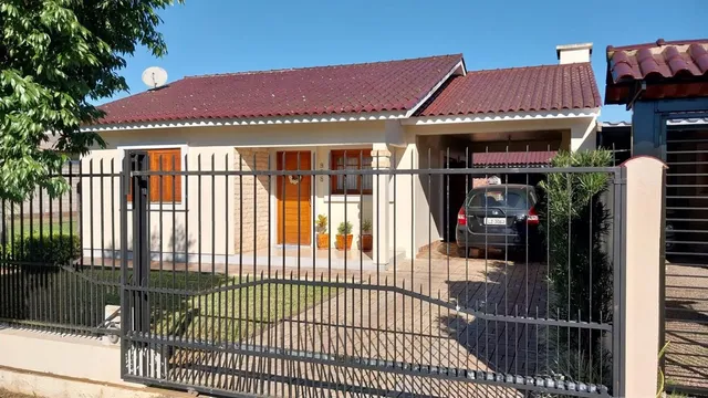 Casa com 2 dormitórios