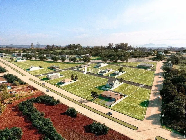 Vista aérea de terrenos agrícolas em Lajeado.