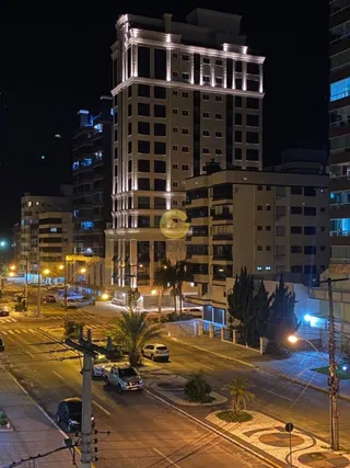 Apartamento com 3 dormitórios, foto 2