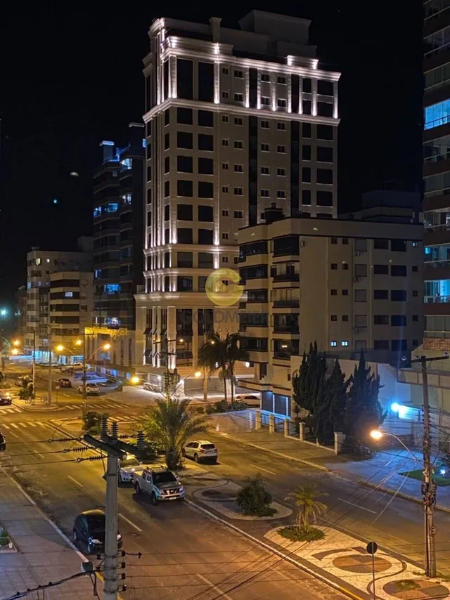 Apartamento com 3 dormitórios, foto 2
