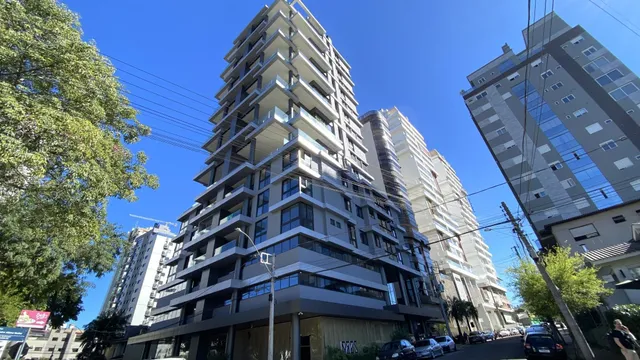 Sobrado com 4 dormitórios