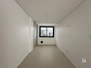 Corredor interno de uma residência em Lajeado, Brasil.