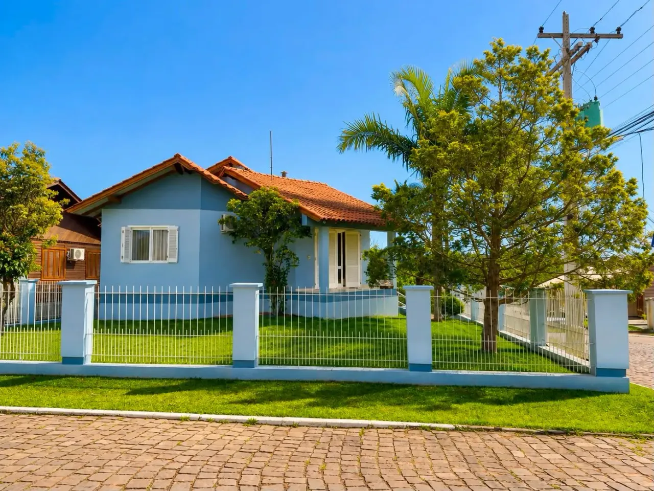 Casa com 3 dormitórios, foto 1