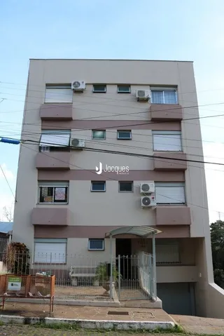 Fachada de um prédio residencial em Lajeado, Brasil.