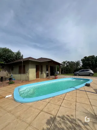 A piscina de uma residência em Lajeado, Brasil.