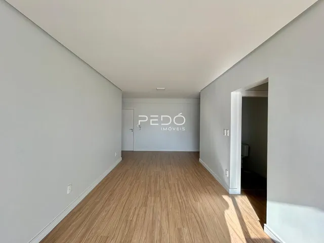 Apartamento com 2 dormitórios, foto 3