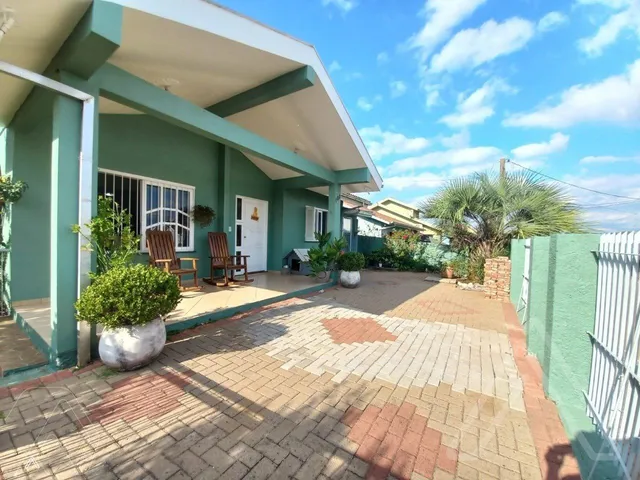 Casa com 3 dormitórios