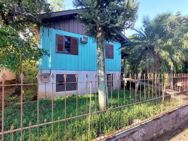 Casa com 4 dormitórios