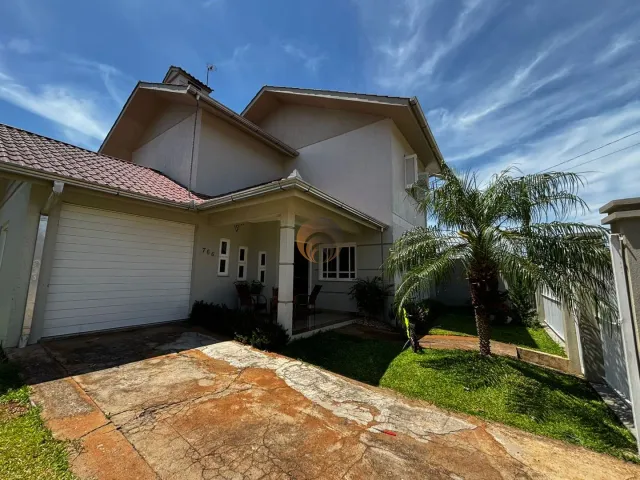 Casa com 3 dormitórios