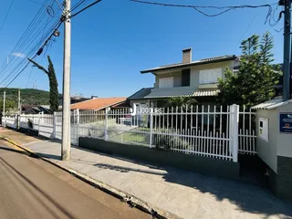 Casa com 4 dormitórios, foto 2