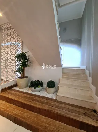 Casa com 4 dormitórios, foto 5