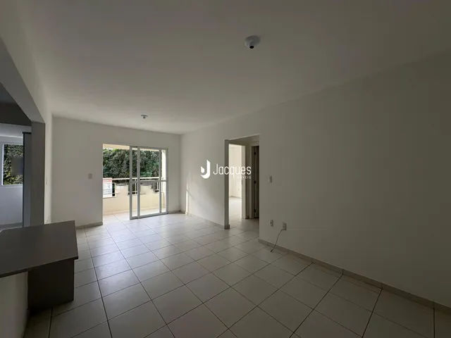 Apartamento com 2 dormitórios, foto 2