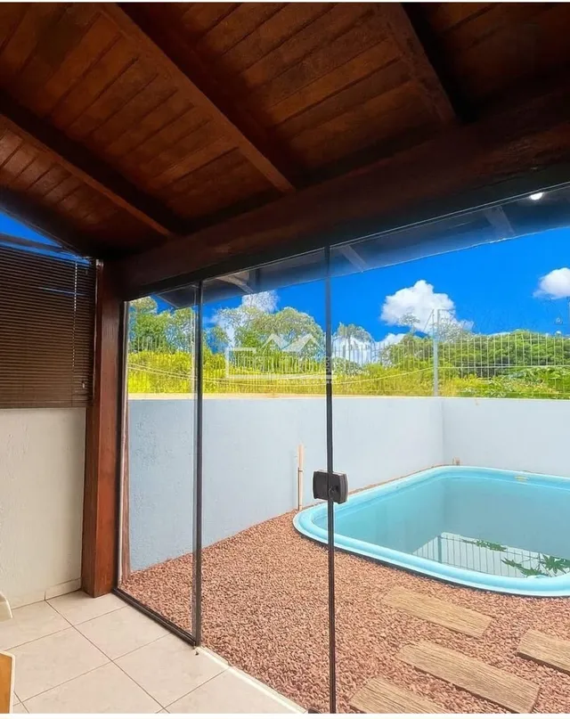 Casa geminada com 2 dormitórios, foto 1