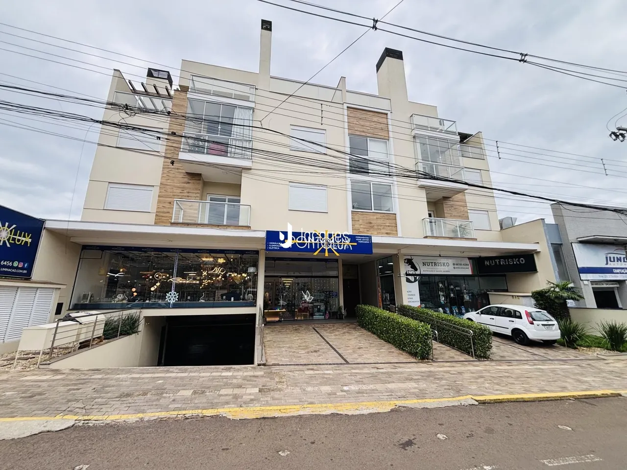 Apartamento com 3 dormitórios, foto 1