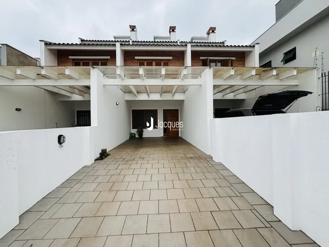 Sobrado com 2 dormitórios