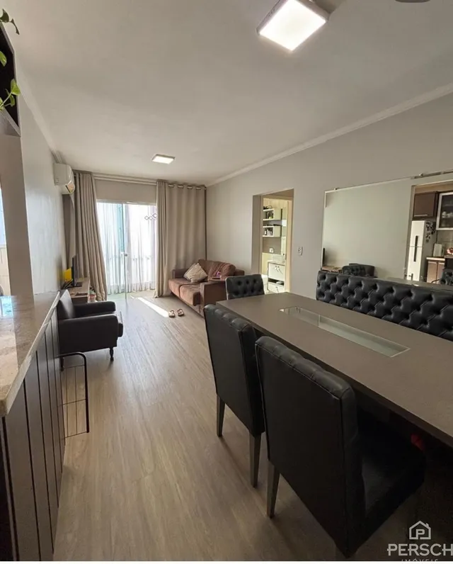 Apartamento com 2 dormitórios