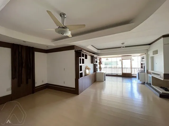 Apartamento com 3 dormitórios, foto 2