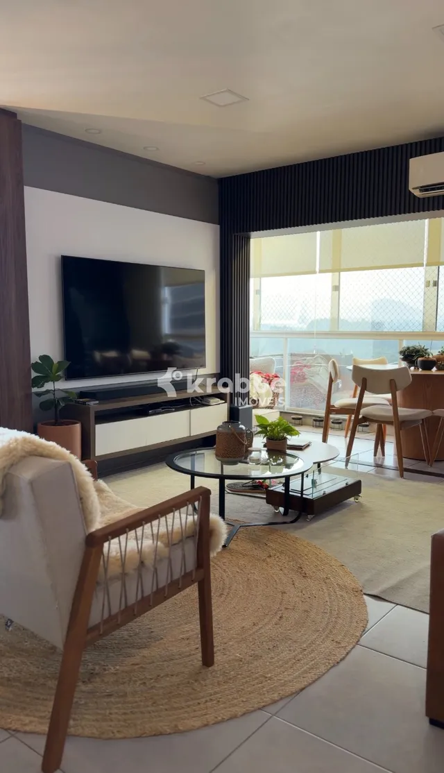 Apartamento com 2 dormitórios