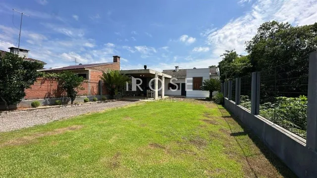 Casa com 2 dormitórios