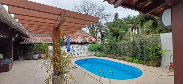Casa com 4 dormitórios, foto 3