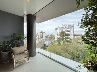 Vista da varanda com vista para a paisagem urbana de Lajeado.
