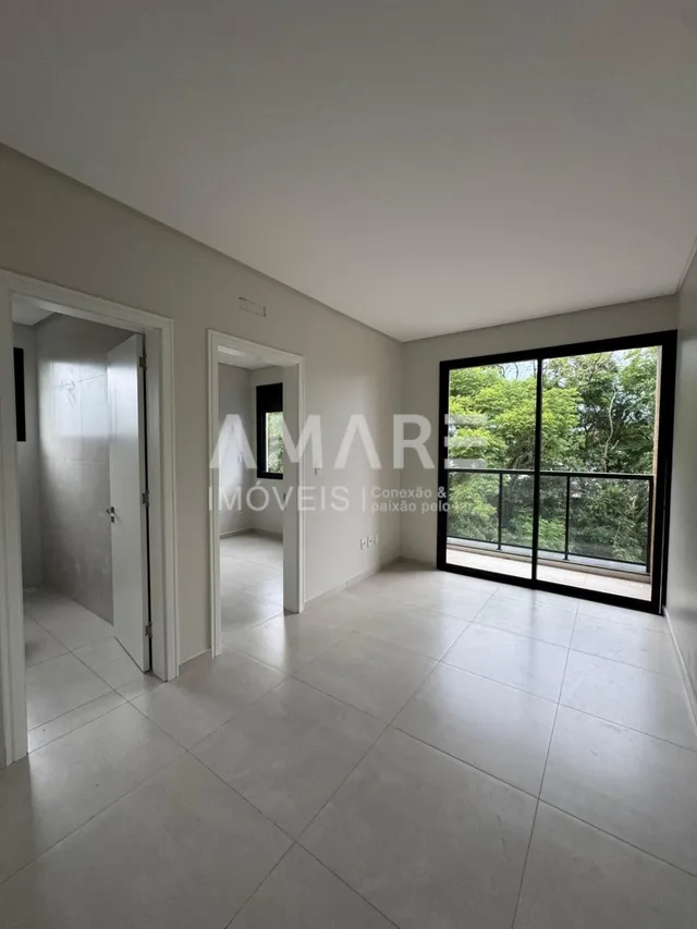 Apartamento com 2 dormitórios, foto 2