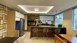 Apartamento com 3 dormitórios, foto 4