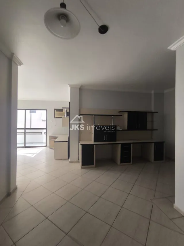 Apartamento com 3 dormitórios, foto 3