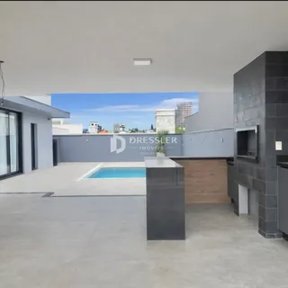 Vista da área externa da residência em Lajeado.