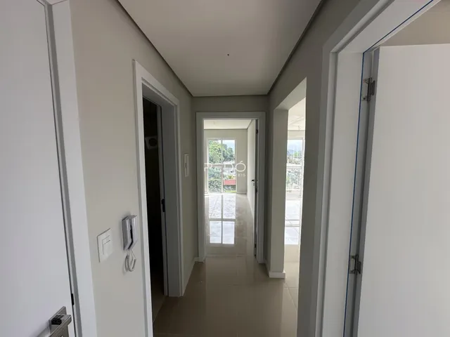 Hall de entrada de uma residência em Lajeado.