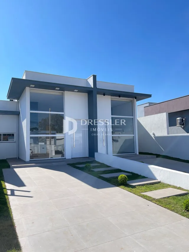 Fachada moderna de uma residência em Lajeado, Brasil.