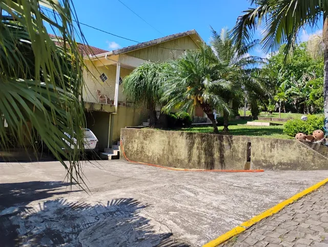 Casa com 3 dormitórios