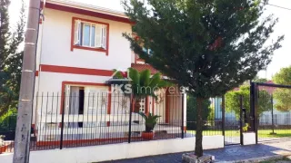 Casa com 3 dormitórios, foto 1