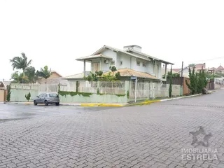 Casa com 3 dormitórios, foto 1