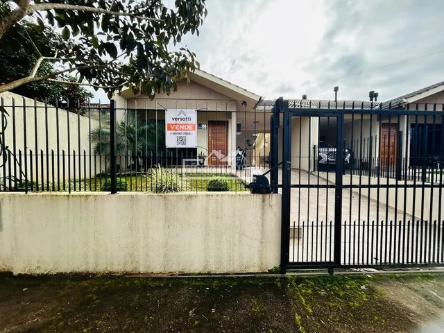 Casa geminada com 3 dormitórios