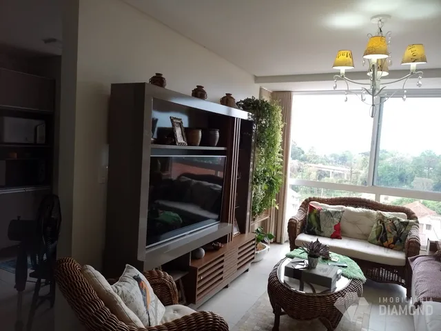 Apartamento com 3 dormitórios