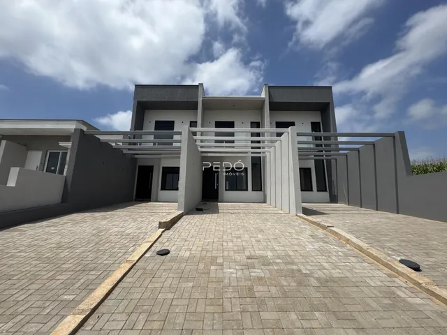 Sobrado com 2 dormitórios