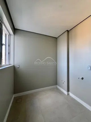 Foto de uma parede interna de uma residência em Lajeado, Brasil.
