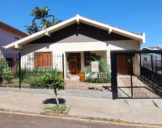 Casa com 3 dormitórios, foto 1
