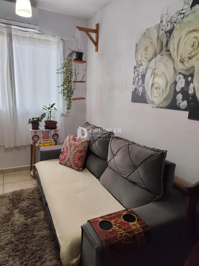 Apartamento com 2 dormitórios, foto 2