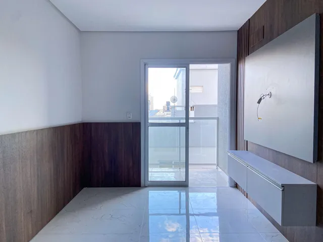 Apartamento com 2 dormitórios