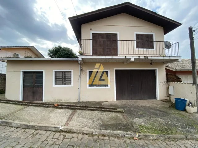Casa com 3 dormitórios