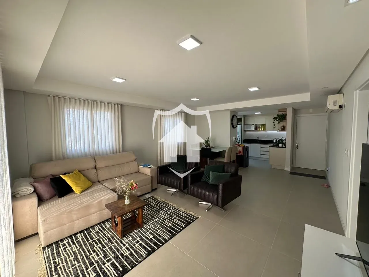 Apartamento com 3 dormitórios, foto 1