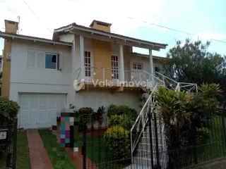Casa com 4 dormitórios, foto 1