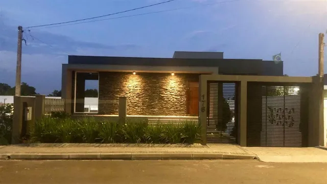Casa com 3 dormitórios