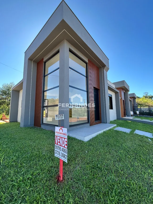 Casa geminada com 2 dormitórios